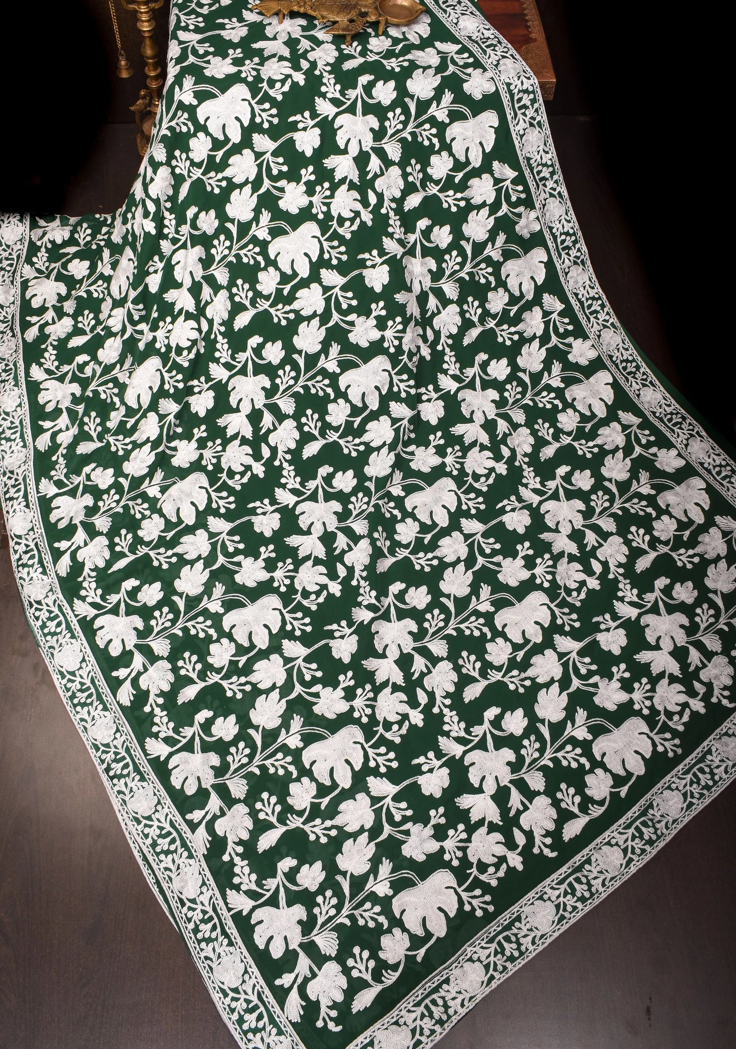 Half Jaal Kashmiri Aari Embroidered Floral Saree in Emerald Green Georgette
