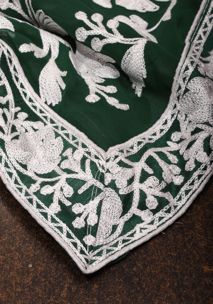 Half Jaal Kashmiri Aari Embroidered Floral Saree in Emerald Green Georgette