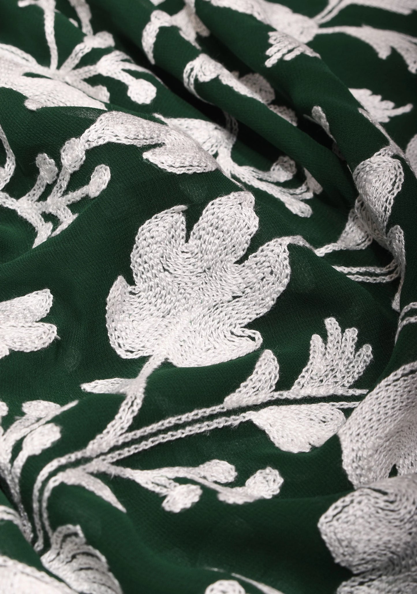 Half Jaal Kashmiri Aari Embroidered Floral Saree in Emerald Green Georgette